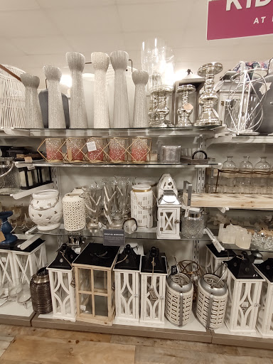 HomeGoods image
