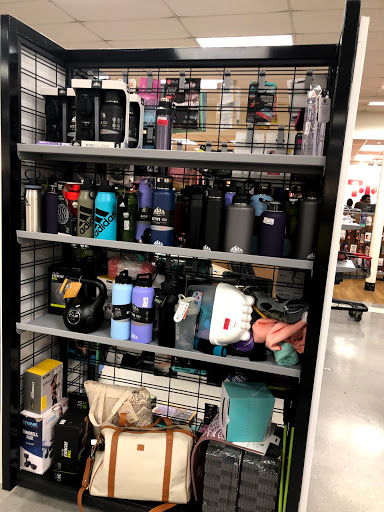 Department Store «T.J. Maxx», reviews and photos, 7631 North Point Pkwy, Alpharetta, GA 30022, USA