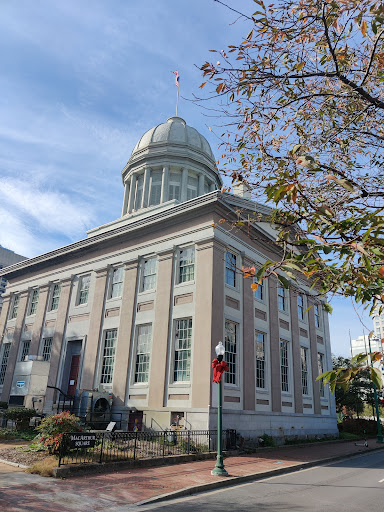 Shopping Mall «MacArthur Center», reviews and photos, 300 Monticello Ave, Norfolk, VA 23510, USA