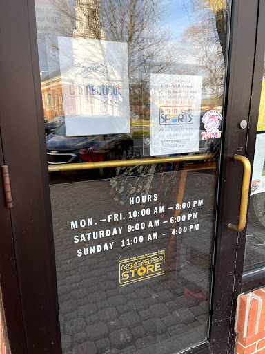Sporting Goods Store «Play It Again Sports», reviews and photos, 15 S Main St, West Hartford, CT 06107, USA