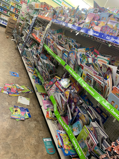 Dollar Store «Dollar Tree», reviews and photos, 23152 Valencia Blvd, Valencia, CA 91355, USA