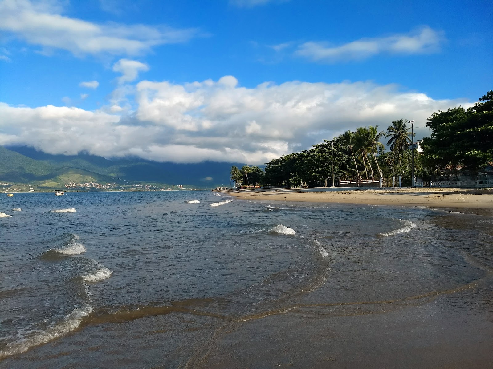 Foto de Praia  Pontal da Cruz área de comodidades