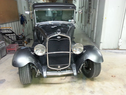 Auto Body Shop «Maaco Collision Repair & Auto Painting», reviews and photos, 543 W St Louis Ave, East Alton, IL 62024, USA