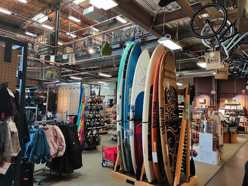 Camping Store «REI», reviews and photos, 7810 N Blackstone Ave, Fresno, CA 93720, USA