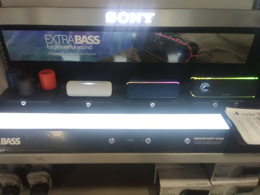 Electronics Store «Best Buy», reviews and photos, 6670 Edwardsville Crossing Dr, Edwardsville, IL 62025, USA