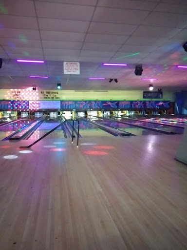 Bowling Alley «Conway Family Bowling Center», reviews and photos, 1010 E Oak St, Conway, AR 72032, USA