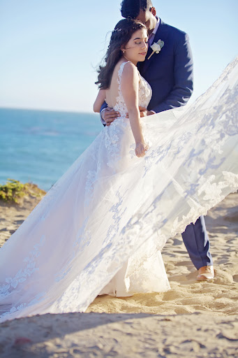 Bridal Shop «J Bridal Boutique», reviews and photos, 2840 E Skyline Dr #150, Tucson, AZ 85718, USA