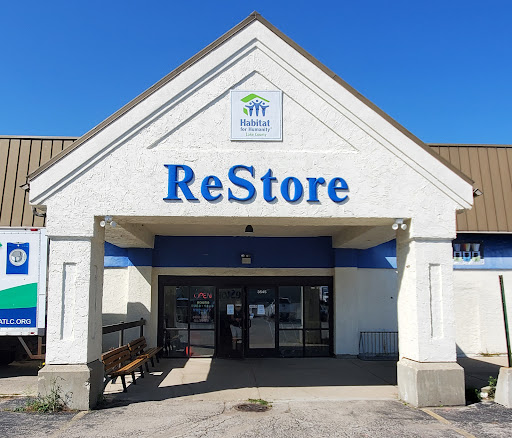 Building Materials Store «Habitat for Humanity ReStore Lake County», reviews and photos, 3545 Grand Ave, Gurnee, IL 60031, USA