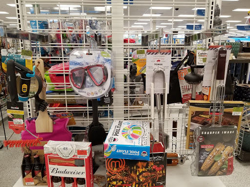 Clothing Store «Ross Dress for Less», reviews and photos, 1388 E Main St, Woodland, CA 95776, USA