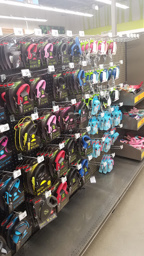 Pet Supply Store «Petco Animal Supplies», reviews and photos, 1011 University Blvd #100, Suffolk, VA 23435, USA
