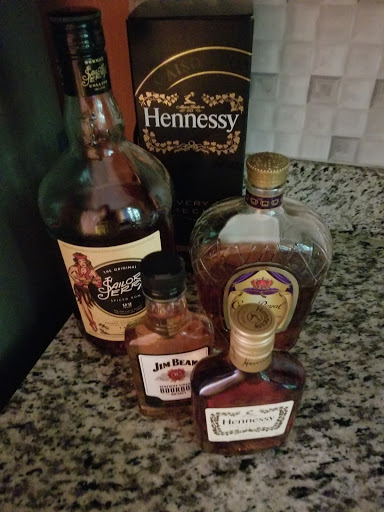 Liquor Store «Big Daddys Liquors», reviews and photos, 5450 N State Rd 7, Fort Lauderdale, FL 33319, USA