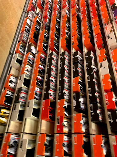 Clothing Store «Nike Factory Store», reviews and photos, 301 Tanger Dr #101, Terrell, TX 75160, USA