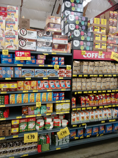 Grocery Store «Grocery Outlet Bargain Market», reviews and photos, 1203 N State St, Ukiah, CA 95482, USA