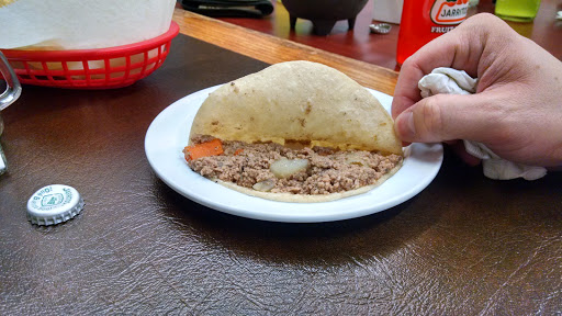 Mexican Restaurant «Los Alamos», reviews and photos, 1667 Summit St, Kansas City, MO 64108, USA