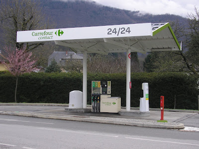Carrefour Contact à Val-d'Arc