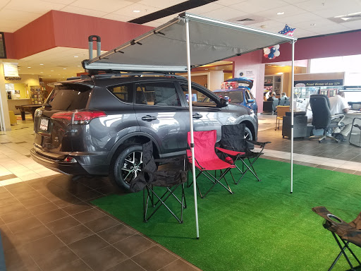 Used Car Dealer «Younger Toyota», reviews and photos, 1945 Dual Hwy, Hagerstown, MD 21740, USA