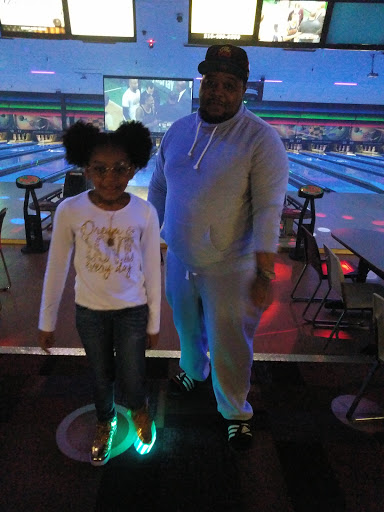 Bowling Alley «Freeway Lanes of Parma», reviews and photos, 12859 Brookpark Rd, Cleveland, OH 44130, USA