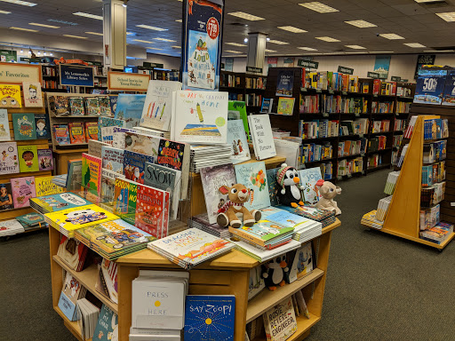 Book Store «Barnes & Noble», reviews and photos, 1091 El Camino Real, Redwood City, CA 94063, USA