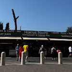 Photo n°4 de l'avis de Osama.a fait le 25/11/2023 à 16:20 sur le  Hortus Pompei, Restaurant & Garden Bar à Pompei