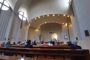 Iglesia de Fátima image