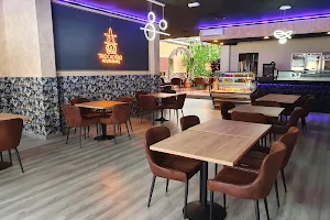 Trocadero Restaurante image