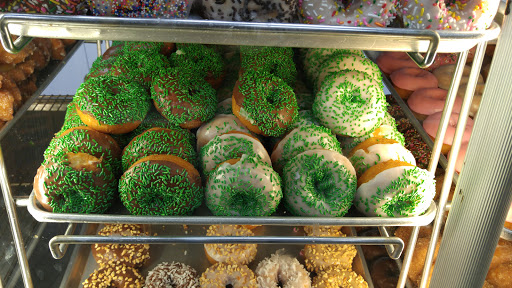Donut Shop «Fresh Donuts», reviews and photos, 11030 Balboa Blvd, Granada Hills, CA 91344, USA