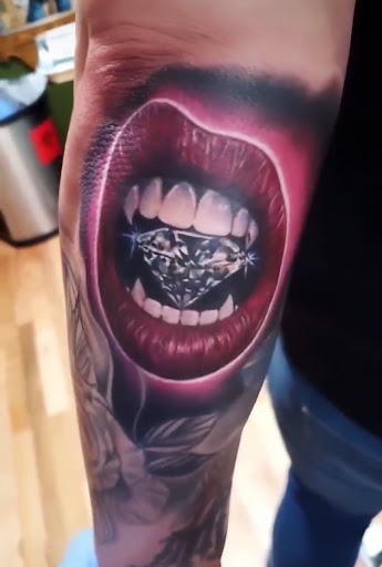 Explore manta ray tattoo ideas, creative tattoo ideas in Lake Villa, available at Eternal Tiger Tattoo