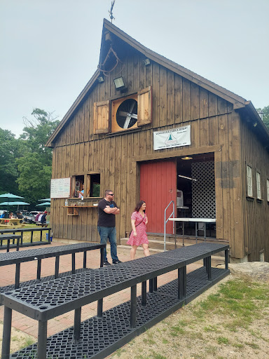 Farm «Vandervalk Farm & Winery», reviews and photos, 25 Lovell St, Mendon, MA 01756, USA