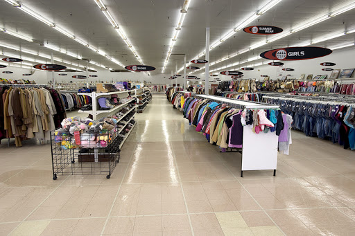 Thrift Store «Value World», reviews and photos, 4639 Northfield Rd, Cleveland, OH 44128, USA