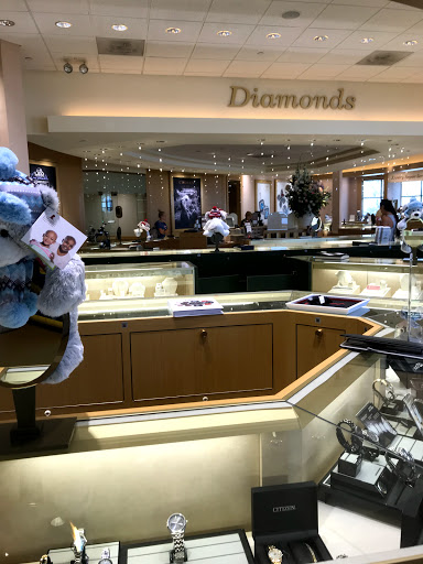 Jewelry Store «Jared The Galleria of Jewelry», reviews and photos, 567 E Townline Rd, Vernon Hills, IL 60061, USA
