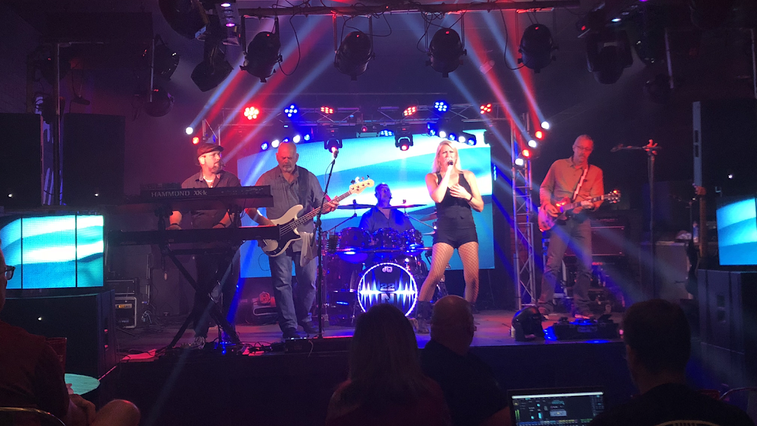 Off The Wagon Brewery & Kitchen