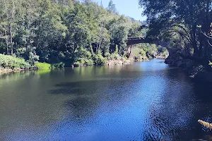 Praia Fluvial de Serrazes image