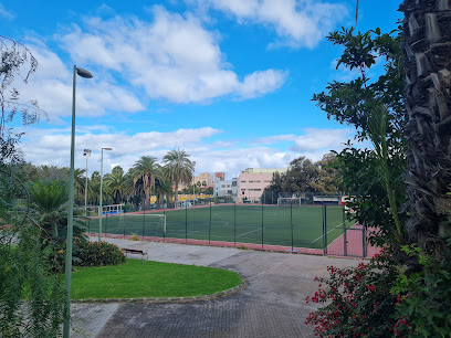 Campo de Futbol Guiniguada Apolinario - C. Rafaela de las Casas González, 3, 35014 Las Palmas de Gran Canaria, Las Palmas, Spain