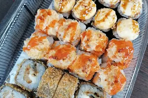 VIP sushi image