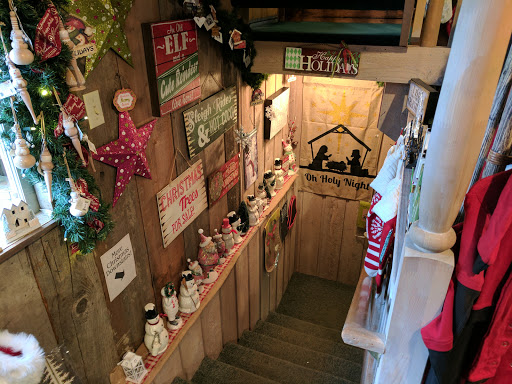 Gift Shop «Beach Basket Gift, Clothing & Christmas Shop», reviews and photos, 4102 Harborview Dr, Gig Harbor, WA 98332, USA