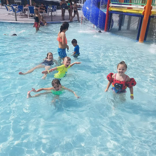 Water Park «Highland Family Aquatic Center», reviews and photos, 400 Highland Ave NE, Largo, Largo, FL 33770, USA