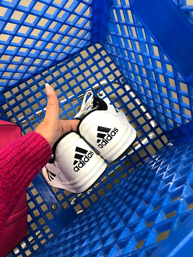 Thrift Store «Goodwill Virginia Center Retail Store», reviews and photos, 10231 Washington Hwy, Glen Allen, VA 23059, USA