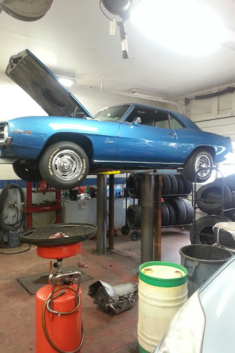 Auto Repair Shop «Scarsdale Auto Repair», reviews and photos, 445 S Arlington Heights Rd, Arlington Heights, IL 60005, USA