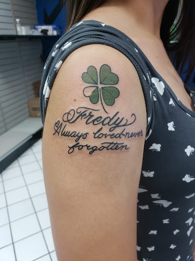 Tattoo Shop «Xtreme Piercing & Tattoo Shop», reviews and photos, 6301 NW Loop 410, San Antonio, TX 78238, USA