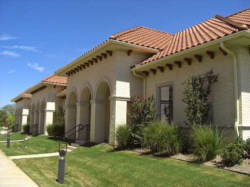 Roofing Contractor «Arrington Roofing», reviews and photos, 2203 Obenchain St, Dallas, TX 75208, USA