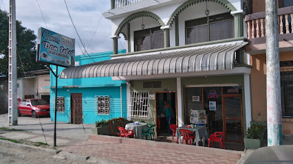 Cafeteria Don Telo - 5QGC+PCV, Pedro Carbo, Ecuador