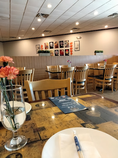 Shopping Mall «Gateway Shopping Center», reviews and photos, 221 E Swedesford Rd, Wayne, PA 19087, USA