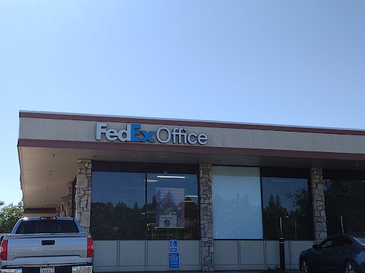 FedEx Office Print & Ship Center, 455 Grass Valley Hwy, Auburn, CA 95603, USA, 