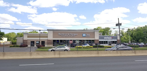 Furniture Store «Raymour & Flanigan Furniture and Mattress Store», reviews and photos, 1620 US-22, Watchung, NJ 07069, USA