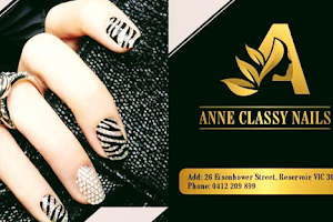 Anne Classy Nails