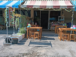 ลาบ ส้มตำ ป้าน้อย