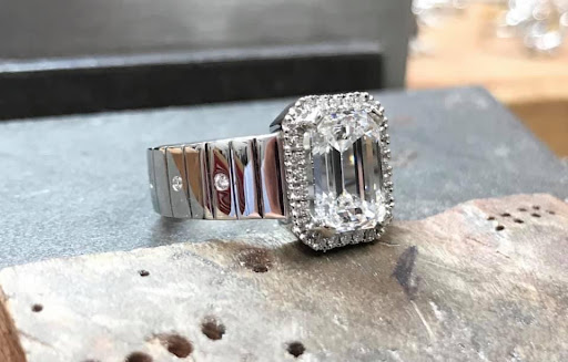 Jewelry Store «Indy Facets Private Jeweler», reviews and photos, 755 W Carmel Dr #116, Carmel, IN 46032, USA