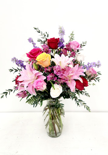 Bixby Knolls Florist image