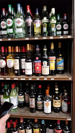 Liquor Store «Potomac Wines & Spirits», reviews and photos, 3100 M St NW, Washington, DC 20007, USA