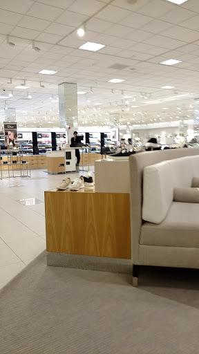 Department Store «Nordstrom Westfarms», reviews and photos, 600 W Farms Mall, Farmington, CT 06032, USA